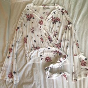 Abercrombie & Fitch long sleeve blouse